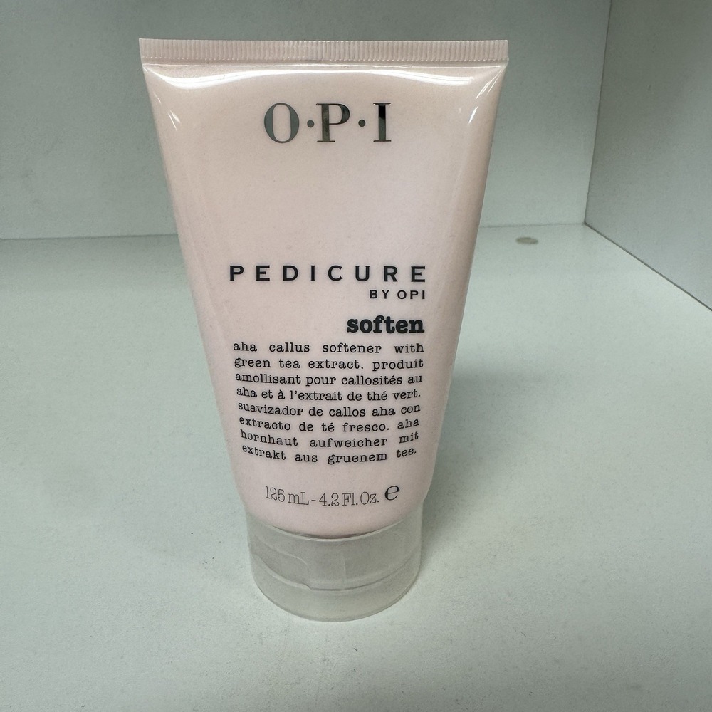 NEW OPI Pedicure Scrub/Soften Callus Softener  125 mL-4.2‎ Fl. Oz.